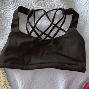 NEVER WORN Lululemon cross back sports bra